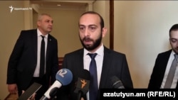 ԱԺ նախագահ Արարատ Միրզոյանը զրուցում է լրագրողների հետ, Երևան, 18-ը սեպտեմբերի, 2019թ․