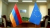 Armenia - Armenian and European Union flags displayed during negotiations in Yerevan, 4Nov2015.