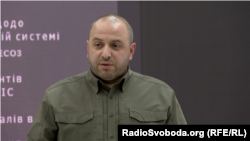 Як і анонсував глава держави на пресконференції в Анкарі, головою делегації став міністр оборони України Рустем Умєров (на фото)