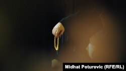 Molitva u džamiji