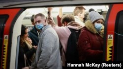 Лондон метросу. Иллюстрациялык сүрөт.