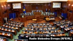 Косово парламенти президентти шайлоодо. Приштина шаары. 2021-жылдын 4-апрели.