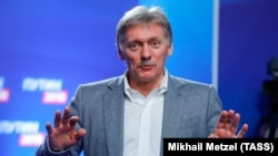 Кремлдин басма сөз катчысы Дмитрий Песков. 8-март, 2018-жыл. 