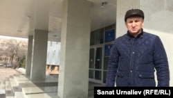 Белсенді Жанат Есентаев.