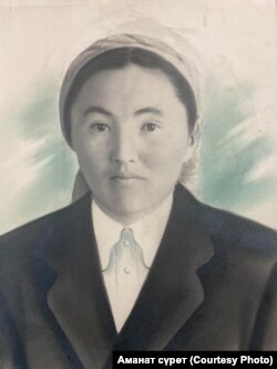 Бакир Мажиковдун жубайы Шайымкан.